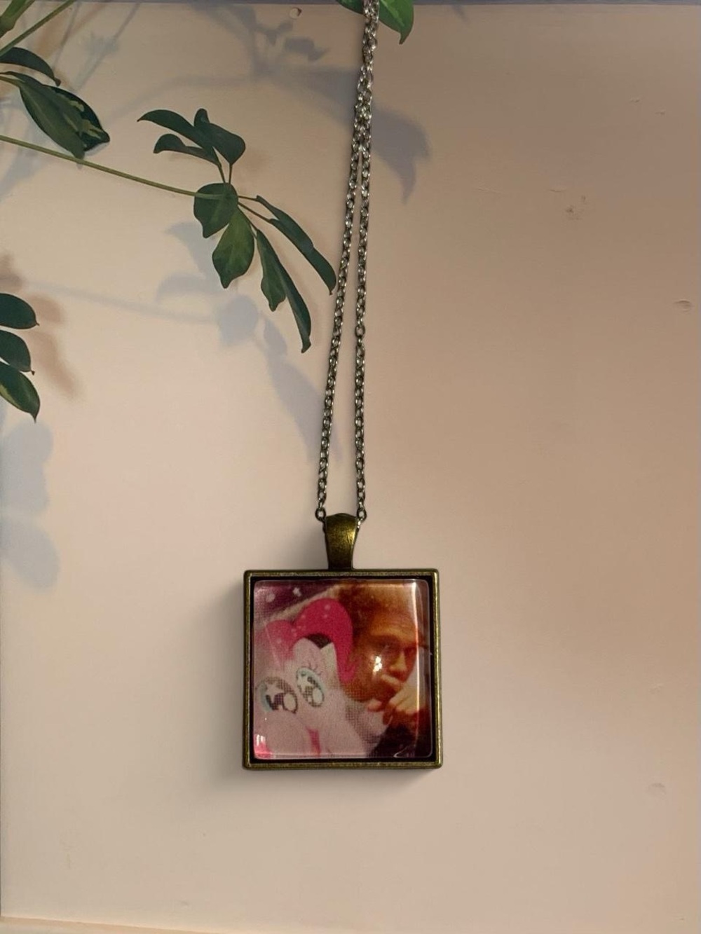 Scene Necklace